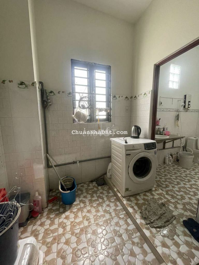 Cho thuê căn nhà lầu rộng mới đẹp ấp Xuân Thới 7  Xuân Thới Đông H Môn