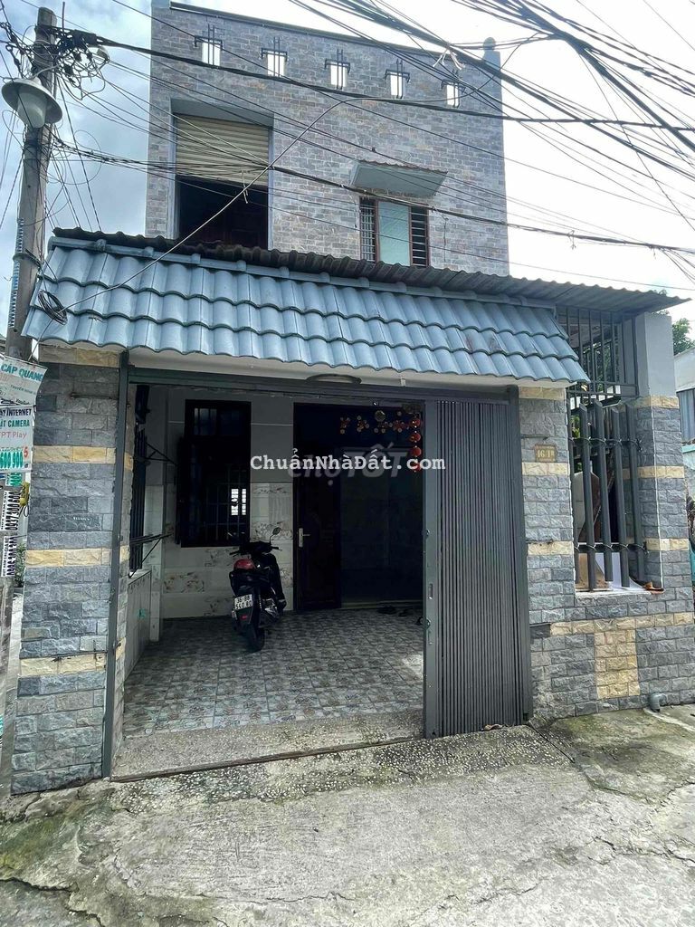 Nhà 1T2L 5,5x20m 3pn.2wc sân xe hơi  đg xe hơi 1/ ngắn đg Xuân Thới 7