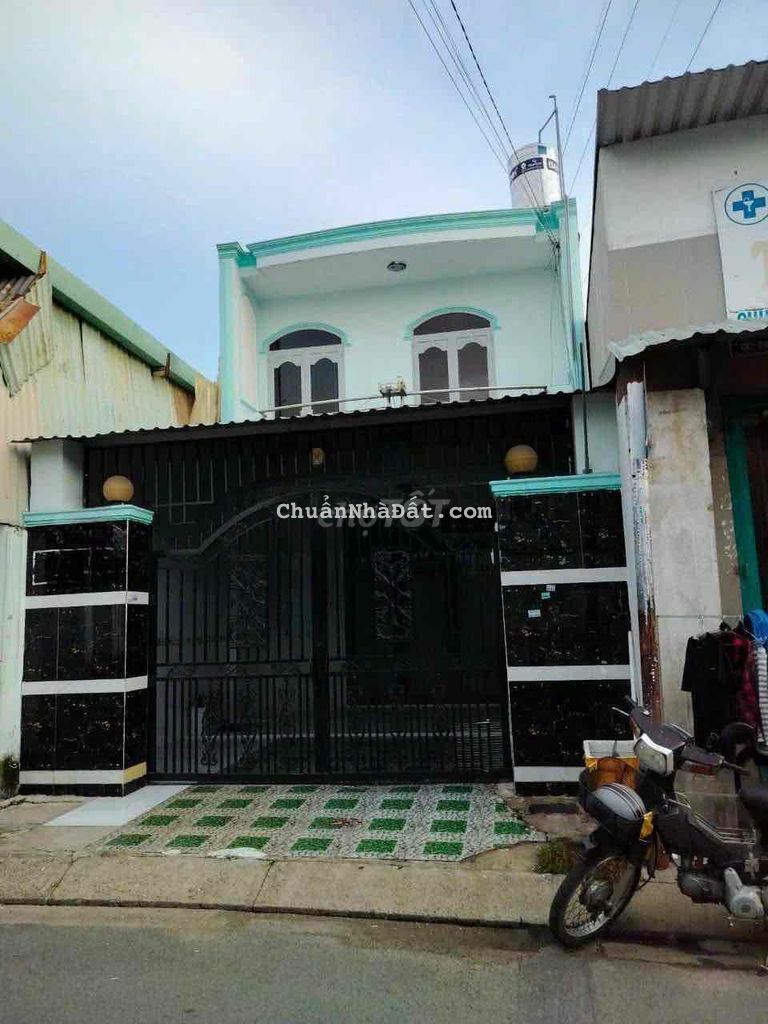 Cho thuê Mặt tiền 5 x25-1 lầu -4 phong -Đường Bà điễm 9 -xe hơ để ok Cho thuê Mặt tiền 5 x25-1 lầu -4 phong -Đường Bà điễm 9 -xe hơ để ok