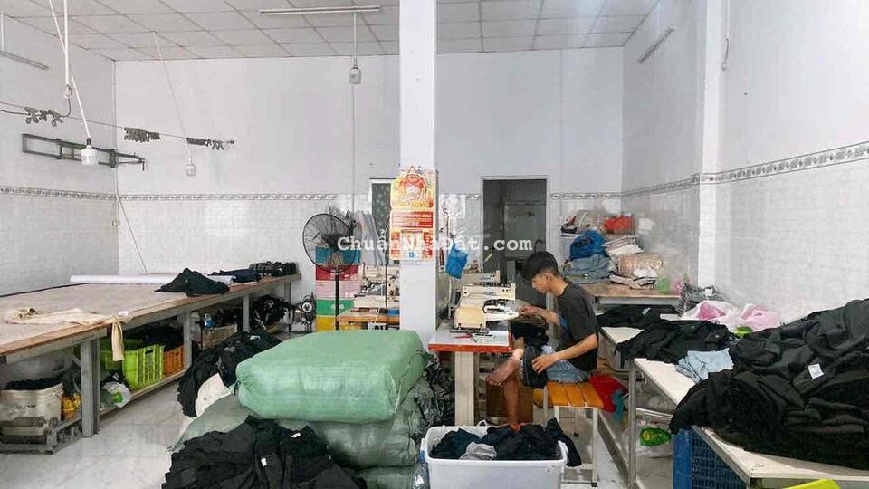 Cho thuê xưởng may nhỏ 8x20