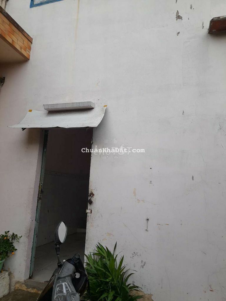 Cho thuê căn nhà nhỏ giá rẻ xã Bà Điểm Cho thuê căn nhà nhỏ giá rẻ xã Bà Điểm