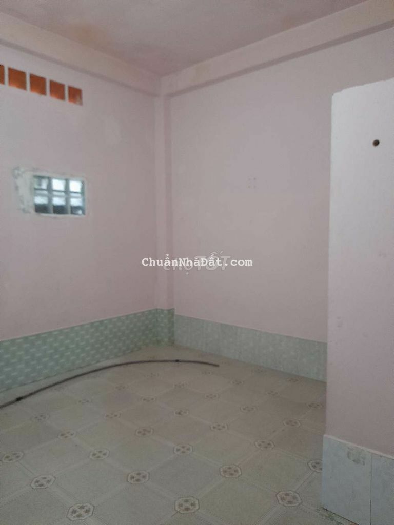 Cho thuê căn nhà nhỏ giá rẻ xã Bà Điểm Cho thuê căn nhà nhỏ giá rẻ xã Bà Điểm