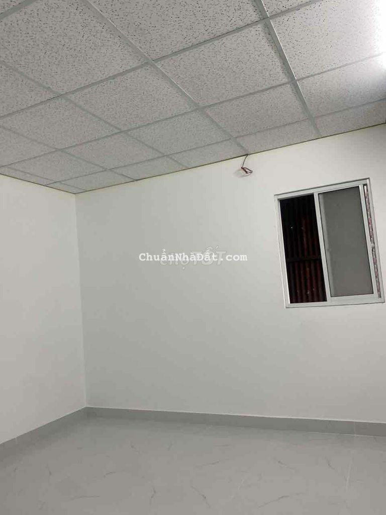 nhà gác lững cho thuê