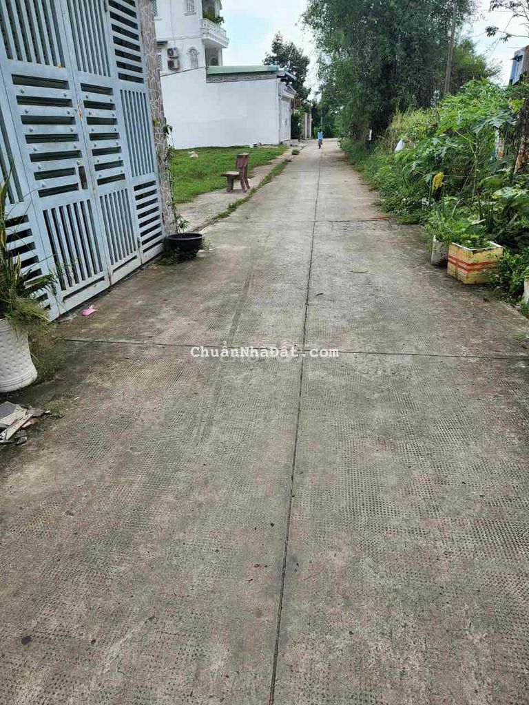 nhà lầu thới tam thôn cho thuê giá rẻ