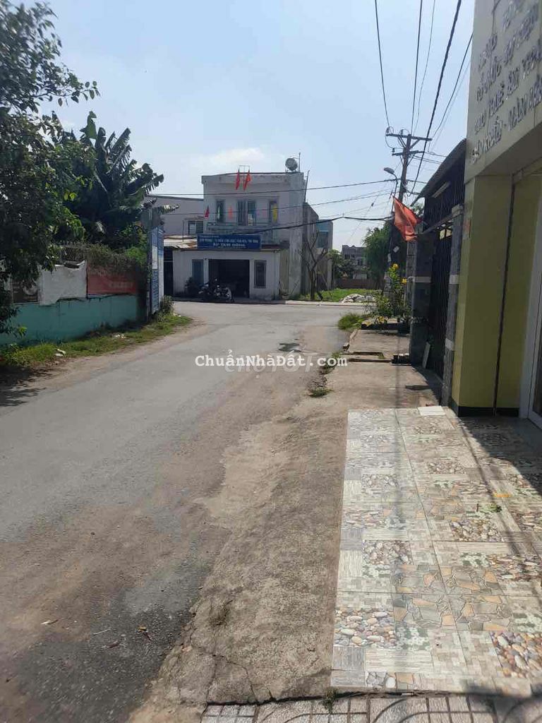 nhà 2 lầu mặt tiền cho thuê thới tam thôn