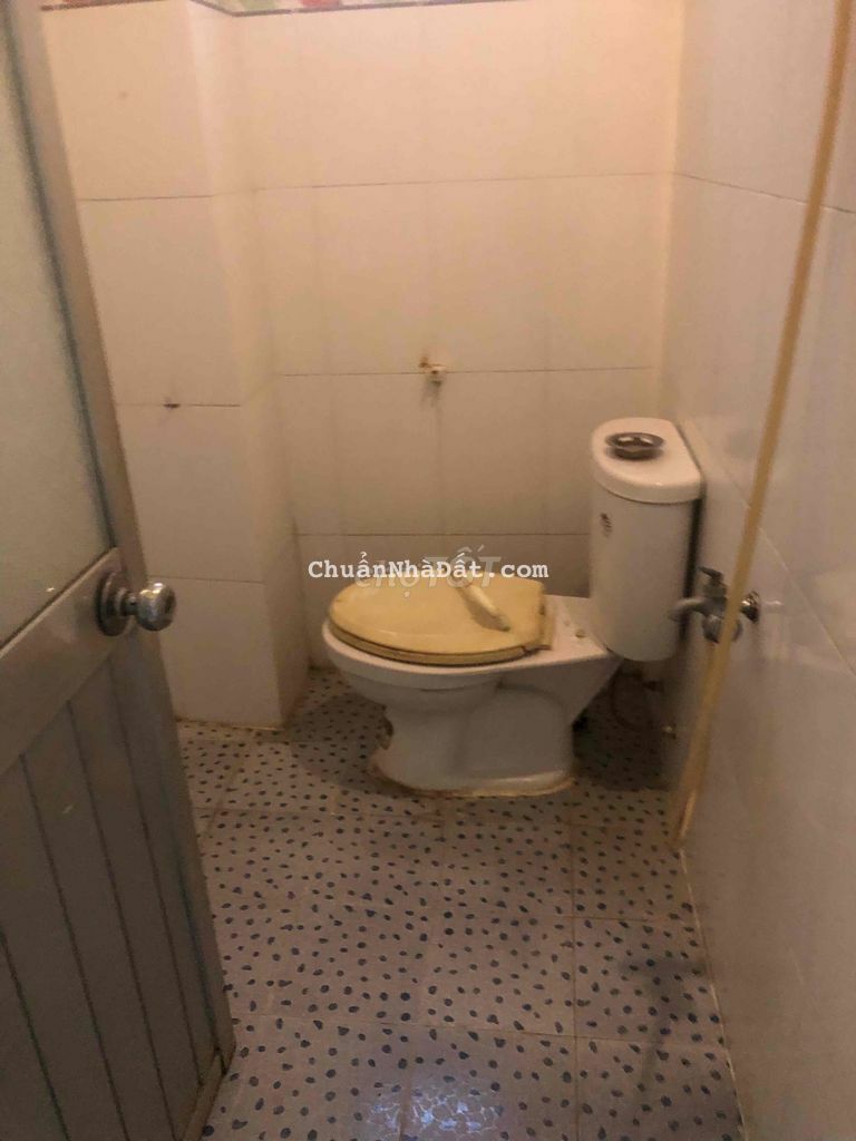 nhà đúc lững cho thuê lâu dài hóc môn