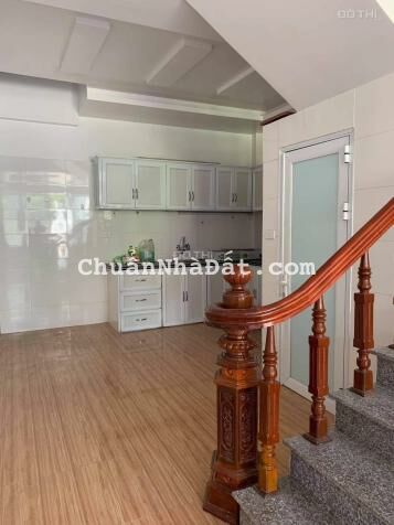 Cho thuê nguyên nhà 4 tầng tại Thư Trung, Văn Cao Cho thuê nguyên nhà 4 tầng tại Thư Trung, Văn Cao