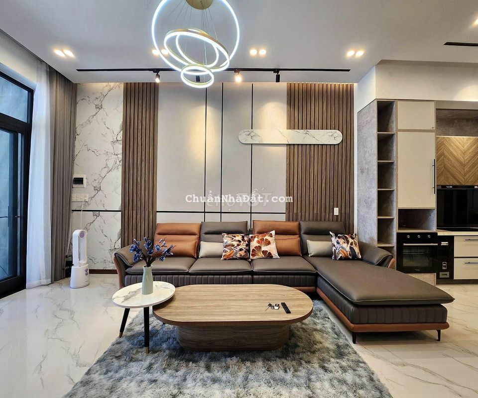 Nhà 3 tầng mt HÒA CƯỜNG BẮC - SANG XỊN - FULL NỘI THẤT