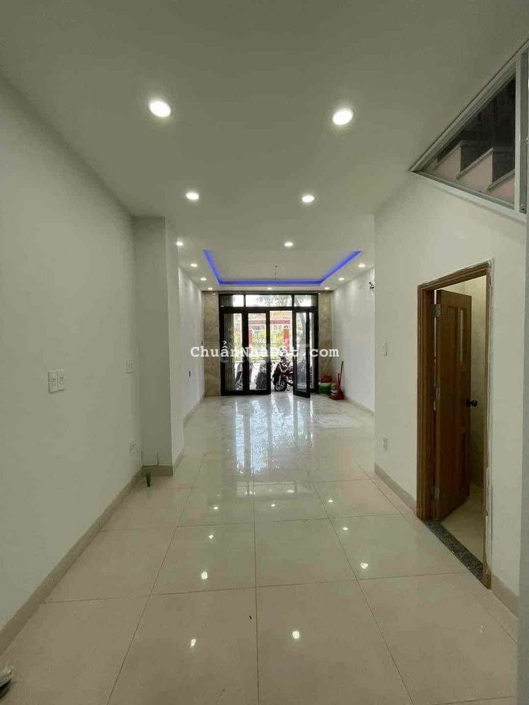 cho thuê nha 3 tầng mat tiền duy tân 3pn cho thuê nha 3 tầng mat tiền duy tân 3pn