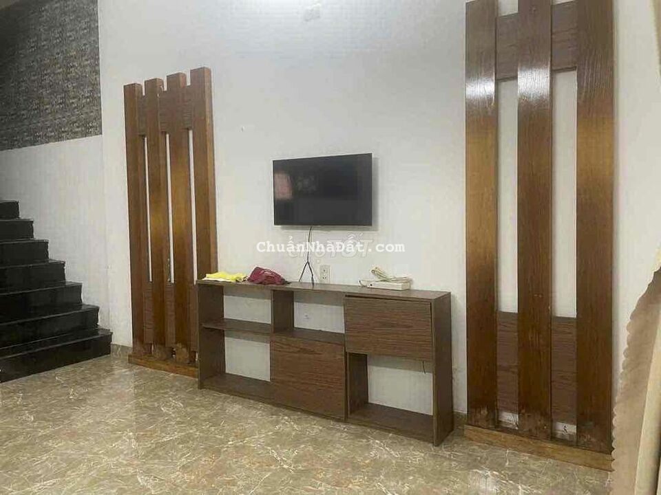 cho thuê nhà 2 tầng 2pn/2wc kiệt lê duẩn