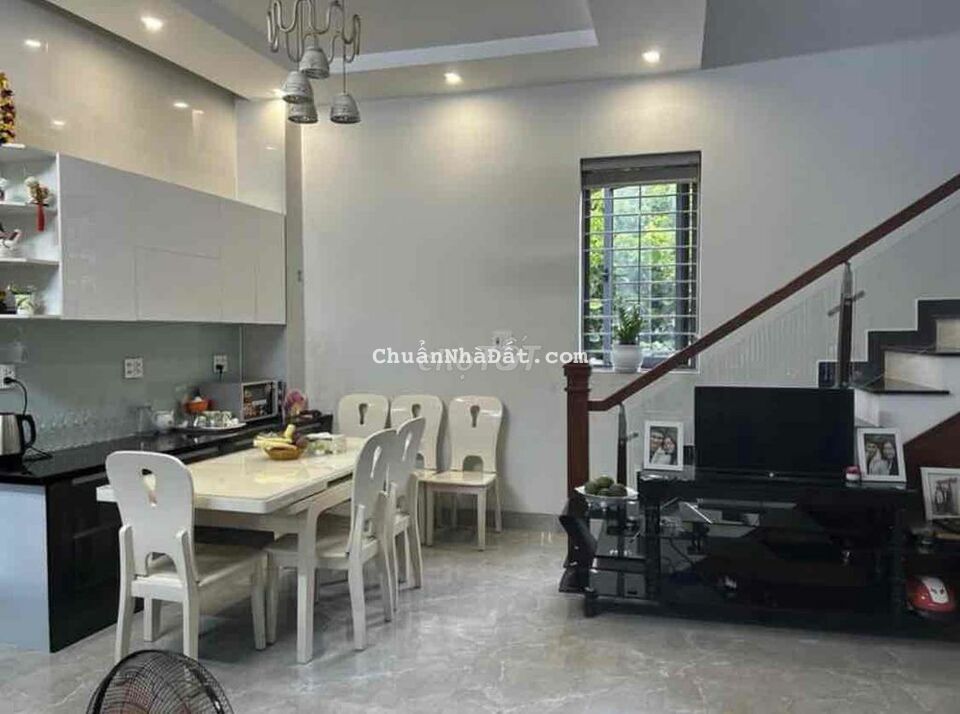 cho thuê nhà 3 tầng 2pn/3wc mới xây kiệt phan thanh full nội thất