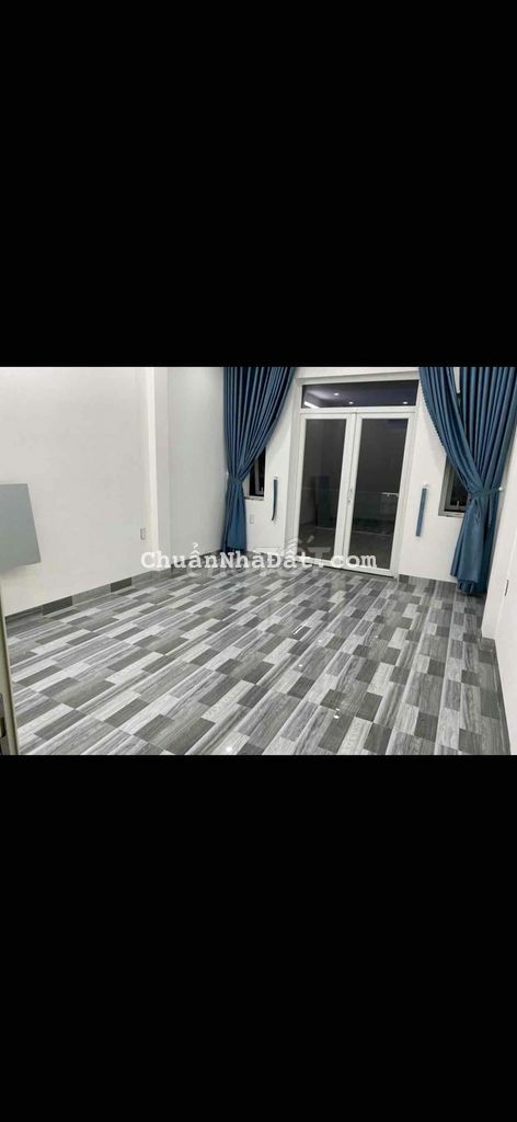 cho thuê nha mặt tiền gần 3/2 4pn có điều hoà nha mới