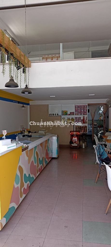 Cho thuê nhà 2 mặt tiền NÚI THÀNH 18trieu