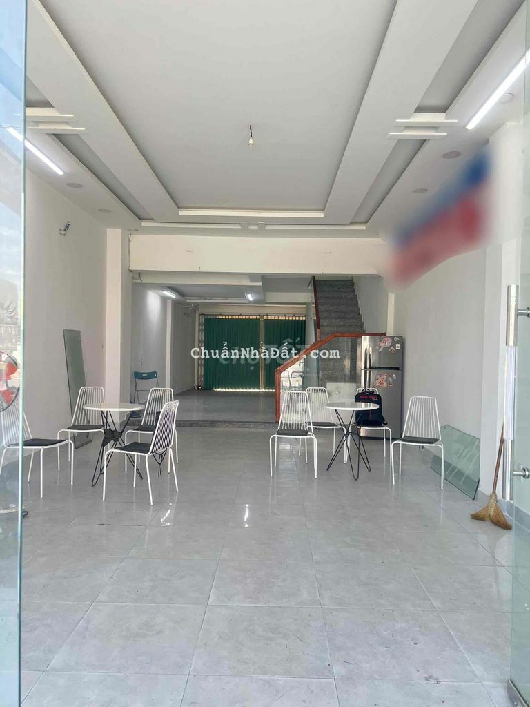 ⭐️CHO THUÊ NHÀ 3 TẦNG MT HOÀNG THỊ LOAN-TRỐNG SUỐT