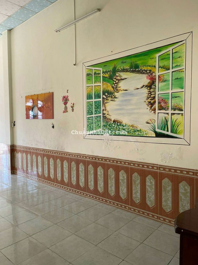 Cho thuê nhà mặt tiền Hoàng Văn Thái