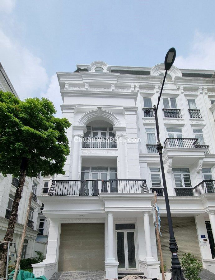 Cho thuê nhà đẹp Louis Đại Mỗ:100m2 5 tầng, nhà mới tinh