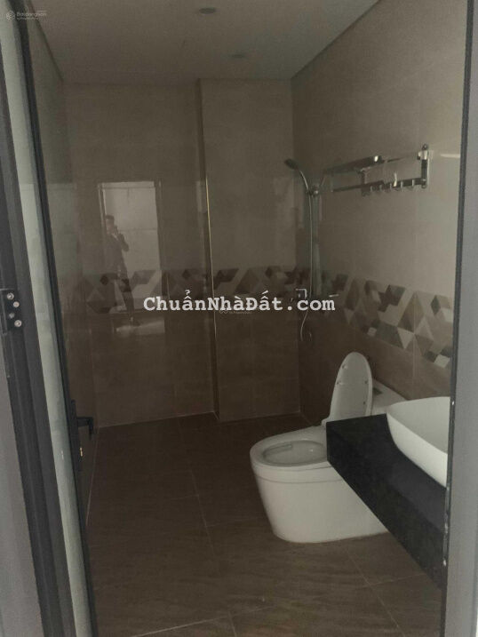 Cho thuê nhà 100m2, 5 tầng MP Trịnh Văn Bô làm văn phòng và kd Cho thuê nhà 100m2, 5 tầng MP Trịnh Văn Bô làm văn phòng và kd