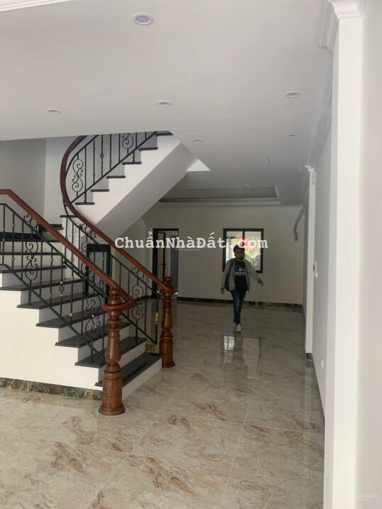 Cho thuê nhà 100m2, 5 tầng MP Trịnh Văn Bô làm văn phòng và kd Cho thuê nhà 100m2, 5 tầng MP Trịnh Văn Bô làm văn phòng và kd