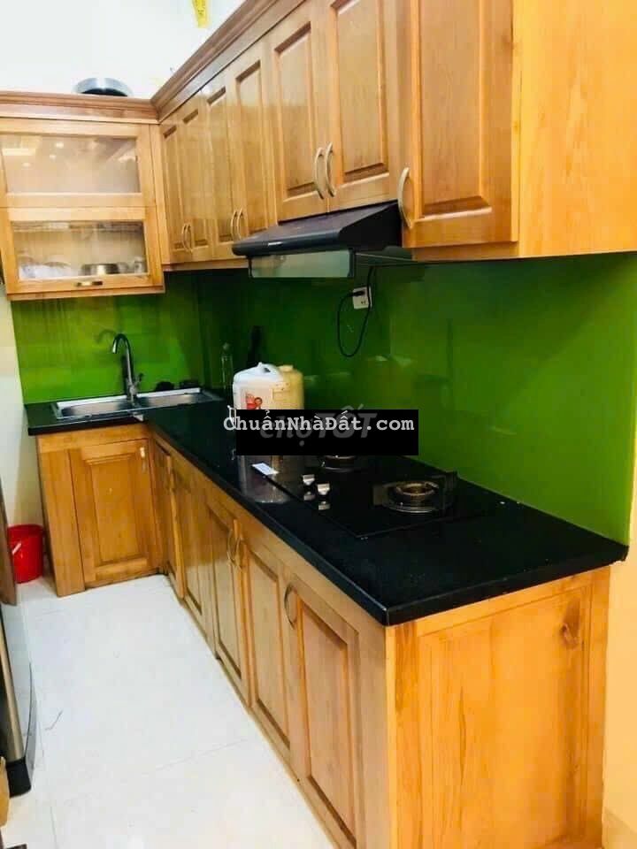 Cho thuê nhà 35 m2 x 5 tầng, 3 PN, 4 WC, full đồ, MỚI - ĐẸP 12 tr/t Cho thuê nhà 35 m2 x 5 tầng, 3 PN, 4 WC, full đồ, MỚI - ĐẸP 12 tr/t