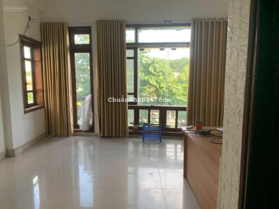 NR Phú Đô 55m2, 4 tầng, 6 PN, vỉa hè ô tô đỗ