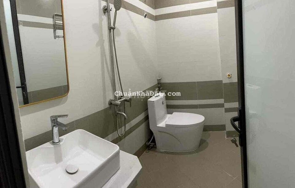 Nhà Phương Canh 70mx4T full đồ oto qua nhà 13tr