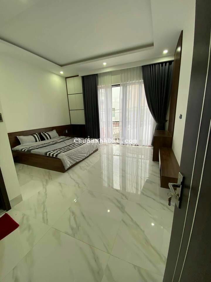 Cho thuê nhà 3 tầng đường Trương Công Hy( giai đoạn 1 sát sông)