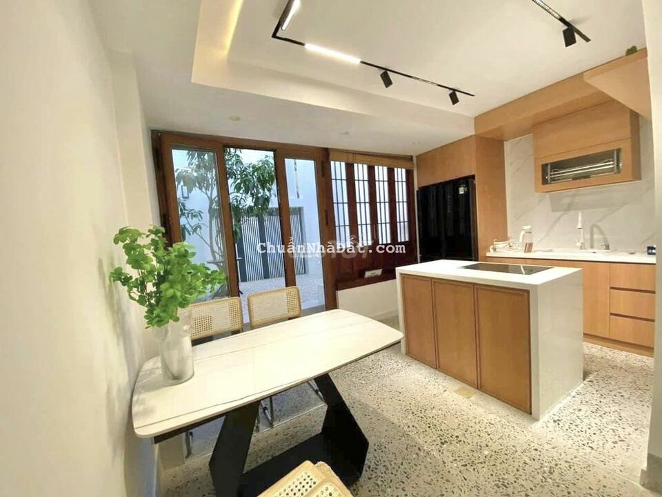 Cho thuê nhà nguyên căn nhỏ cực xinh 2pn