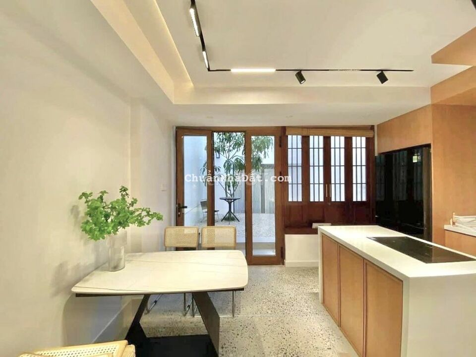 Cho thuê nhà nguyên căn nhỏ cực xinh 2pn