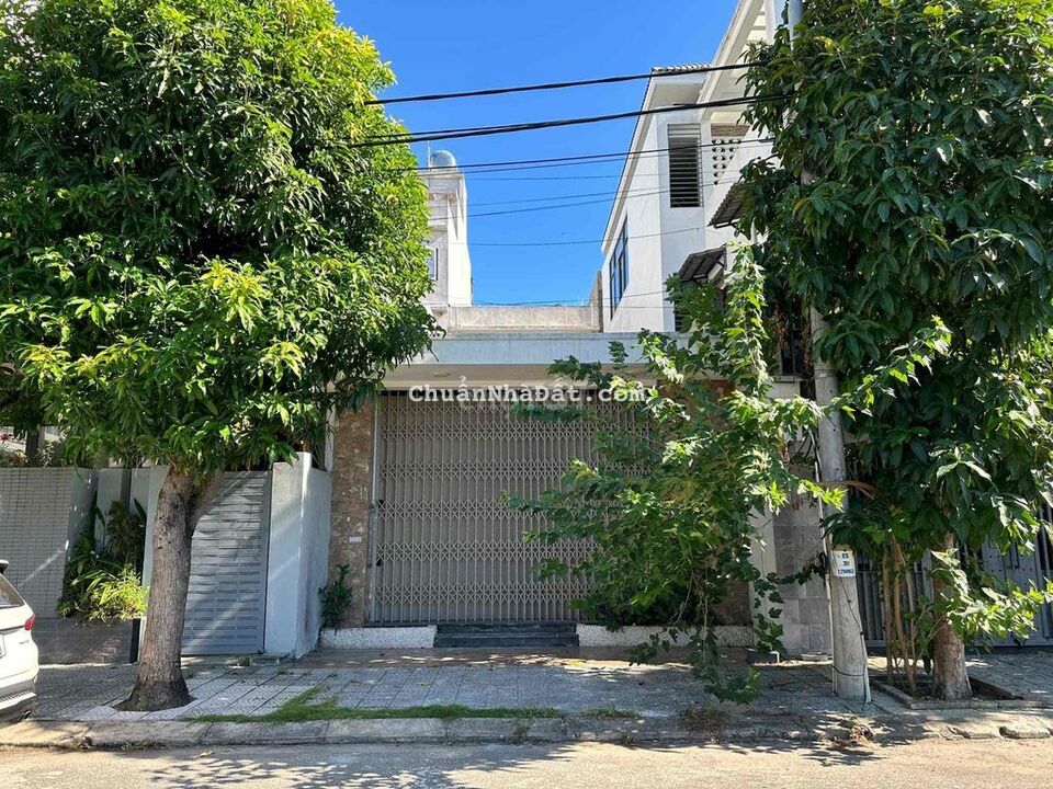 Nhà Khuê Mỹ Đông 7 có 2PN 1Wc giá 7,5tr nhà trống