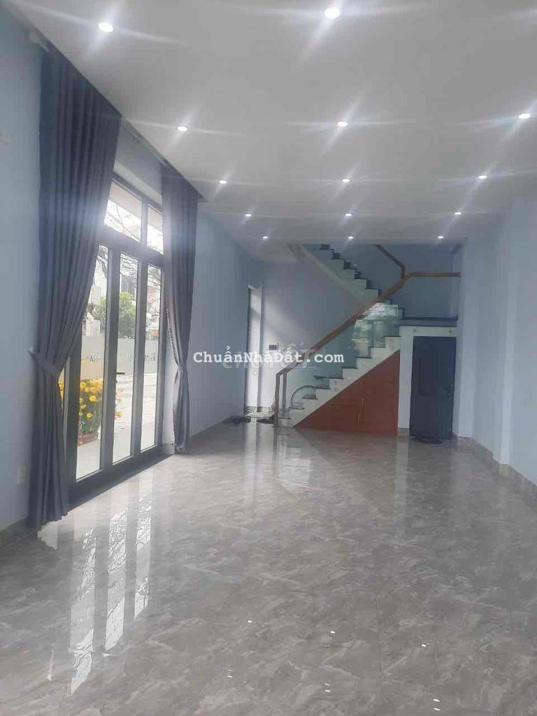 cho thuê 2 tầng lô góc thông suốt 2 mặt tiền lê văn hiến cho thuê 2 tầng lô góc thông suốt 2 mặt tiền lê văn hiến