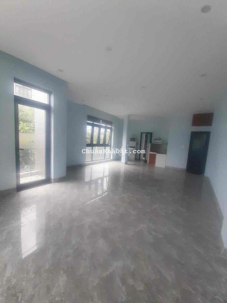 cho thuê 2 tầng lô góc thông suốt 2 mặt tiền lê văn hiến cho thuê 2 tầng lô góc thông suốt 2 mặt tiền lê văn hiến