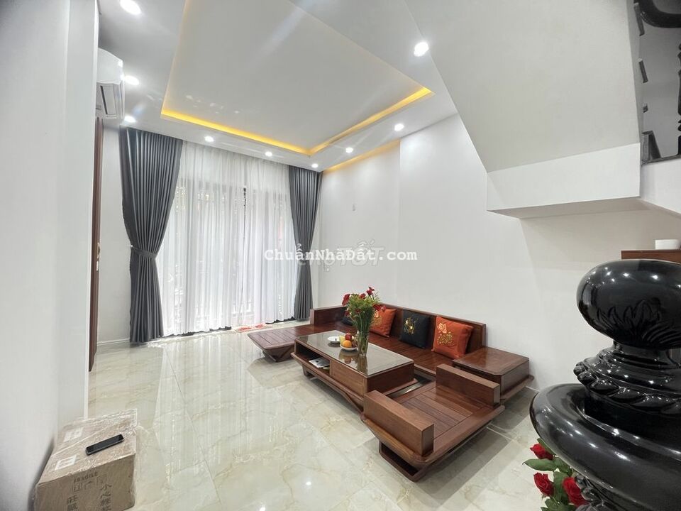 NHÀ 3 TẦNG 4PN 4WC MT AN THƯỢNG