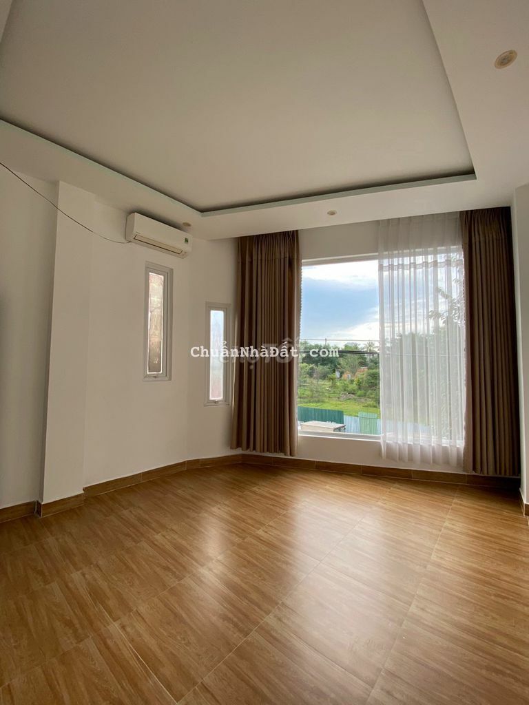 Cho thuê nhà nguyên căn 3 tầng 4PN Phước long đường 16m giá rẻ 10tr