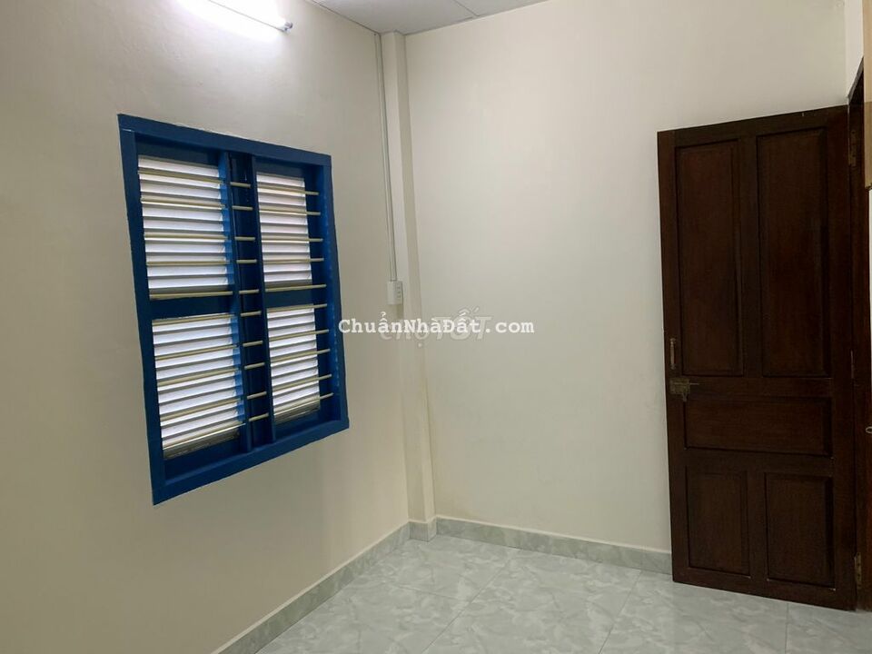 Cho thuê nhà nguyên căn hẻm paster 2PN c biển 100m giá rẻ 4tr5/tháng