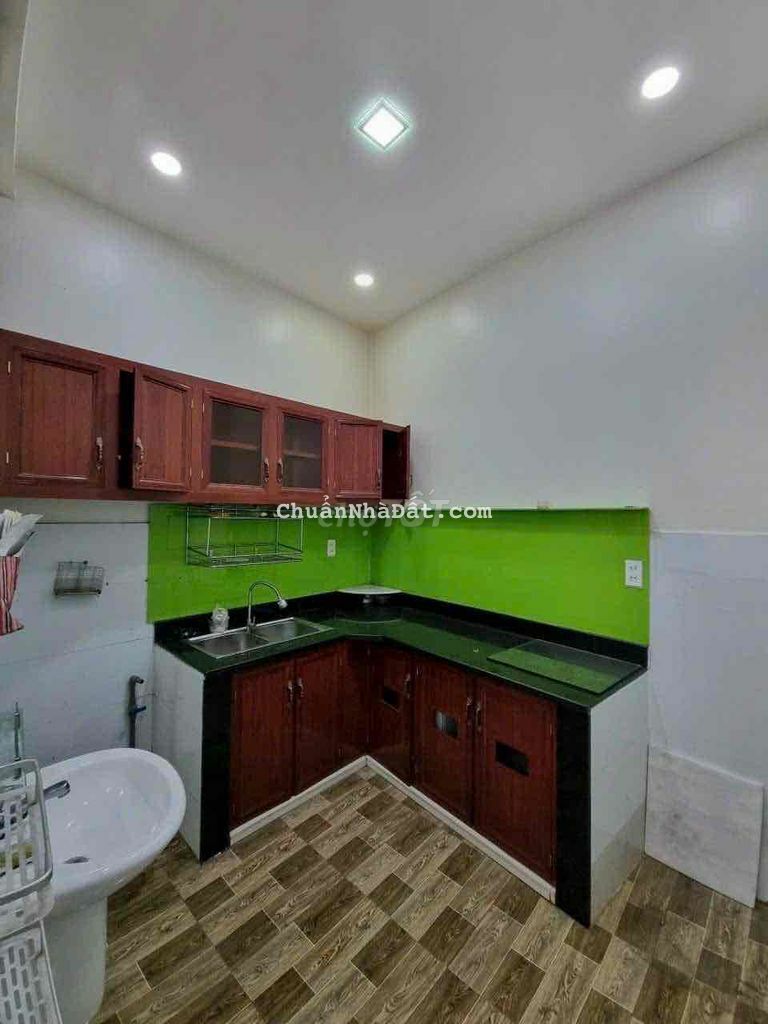 Cho thuê nhà gần kho A thị trấn Nhà bè 2 PN có 2 Máy lạnh Cho thuê nhà gần kho A thị trấn Nhà bè 2 PN có 2 Máy lạnh