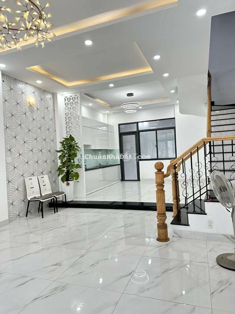 CHO THUÊ NHÀ HẺM XH 1806 60M2, 4 PN TT NHÀ BÈ