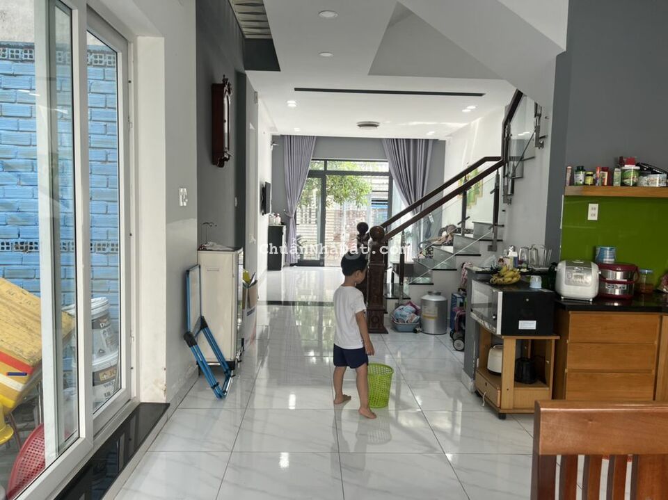 Cho thuê nhà HXH ngay cầu Hiệp Phước, Long Thới, Nhà Bè