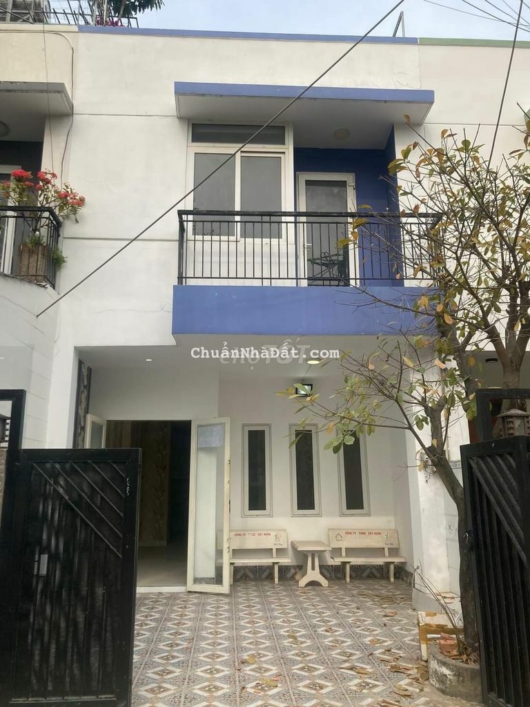 Nhà 3 phòng ngay công an xã Nhơn Đức