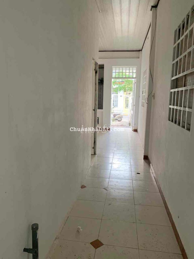 Cho thuê nhà 3 phòng gần Công viên Văn Hoá Miền Tây