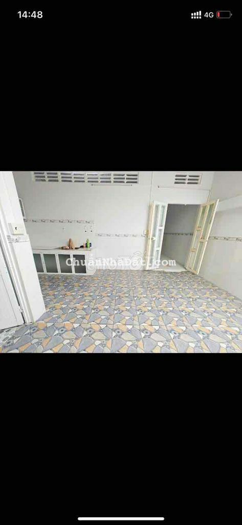 NHÀ RỘNG 3 PHÒNG NGỦ LỘ OTO SÂN ĐẬU OTO KDC 923