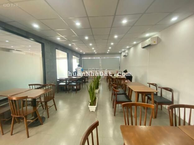 Cho thuê quán mặt tiền đườn nguyễn văn cừ, ninh kiều, cần thơ, quán đầy đủ đồ đạt vào là kinh doanh