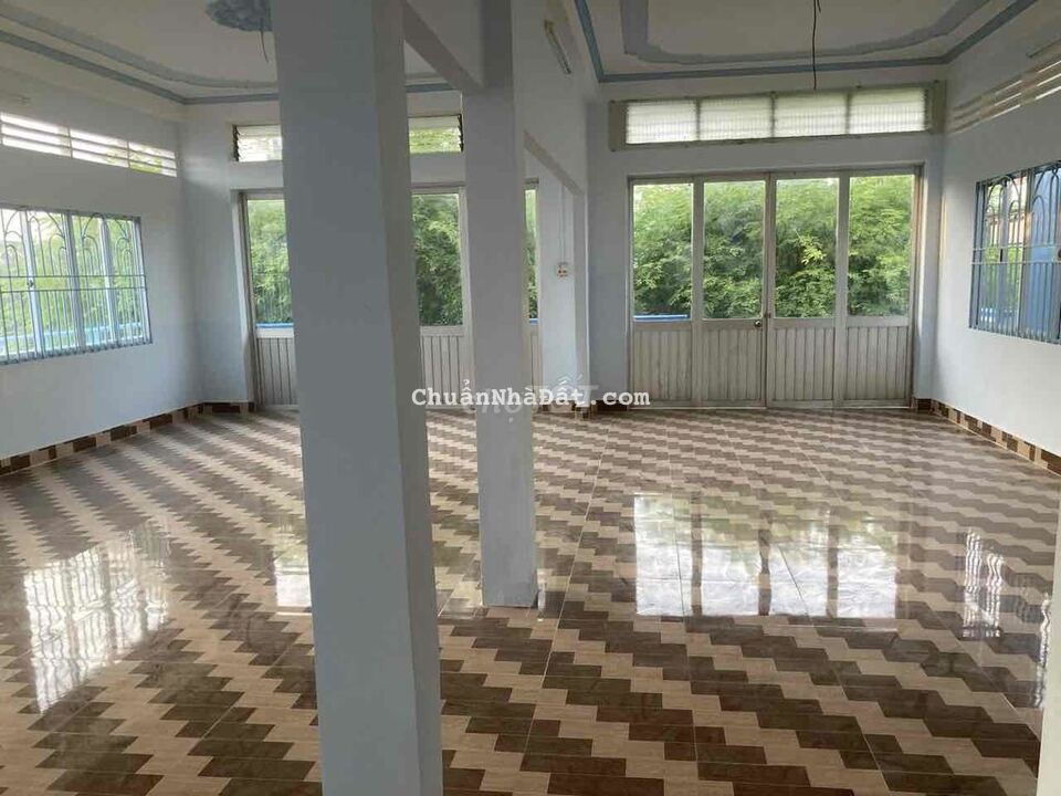 CHO THUÊ NHÀ 3 TẦNG ĐƯỜNG 30 THÁNG 4, HƯNG LỢI NGANG 11M GIÁ 45 TRIỆU