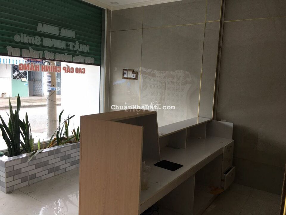 CHỦ GỬI CHO THUÊ NHÀ MẶT TIỀN HẺM LỚN ĐƯỜNG 3 THÁNG 2 GIÁ DƯỚI 15TR