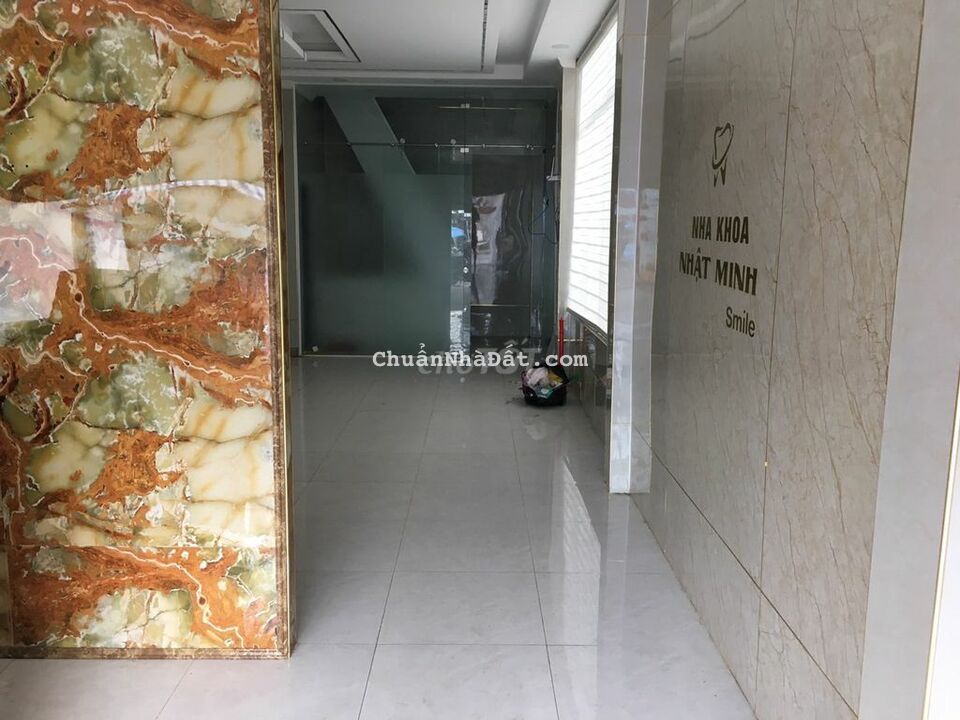 CHỦ GỬI CHO THUÊ NHÀ MẶT TIỀN HẺM LỚN ĐƯỜNG 3 THÁNG 2 GIÁ DƯỚI 15TR