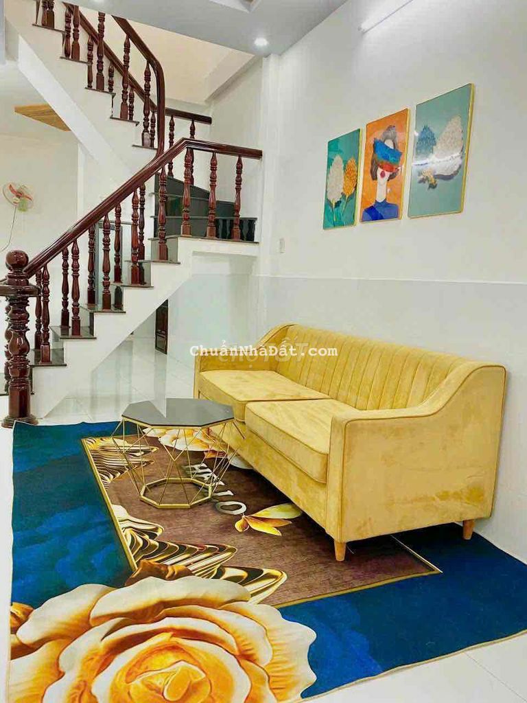 CHO THUÊ NHÀ LẦU SẴN NỘI THẤT HẺM 88 NGUYỄN THỊ MINH KHAI GIÁ 7tr