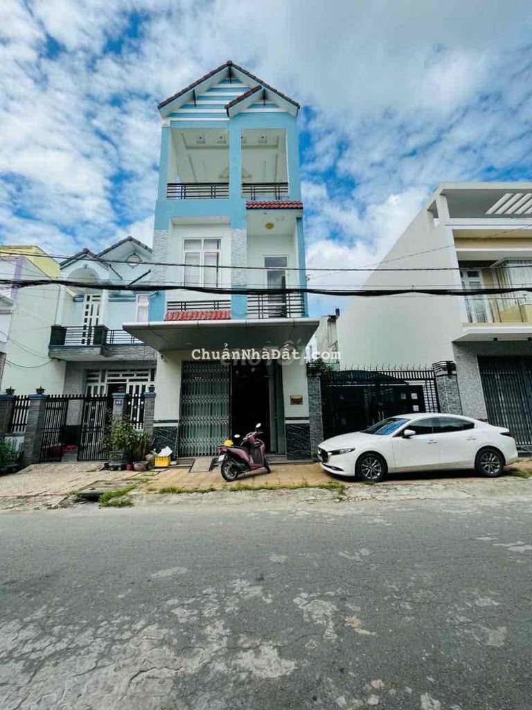 Cho thuê nhà 1 trệt 2 lầu full nội thất đường Ngô Thị Nhậm An Khánh