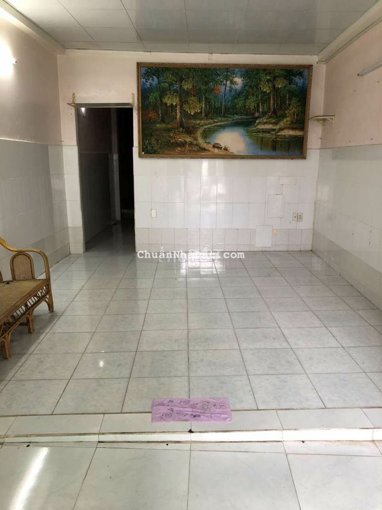 NHÀ TRỆT RỘNG HẺM OTO GẦN HÙNG VƯƠNG