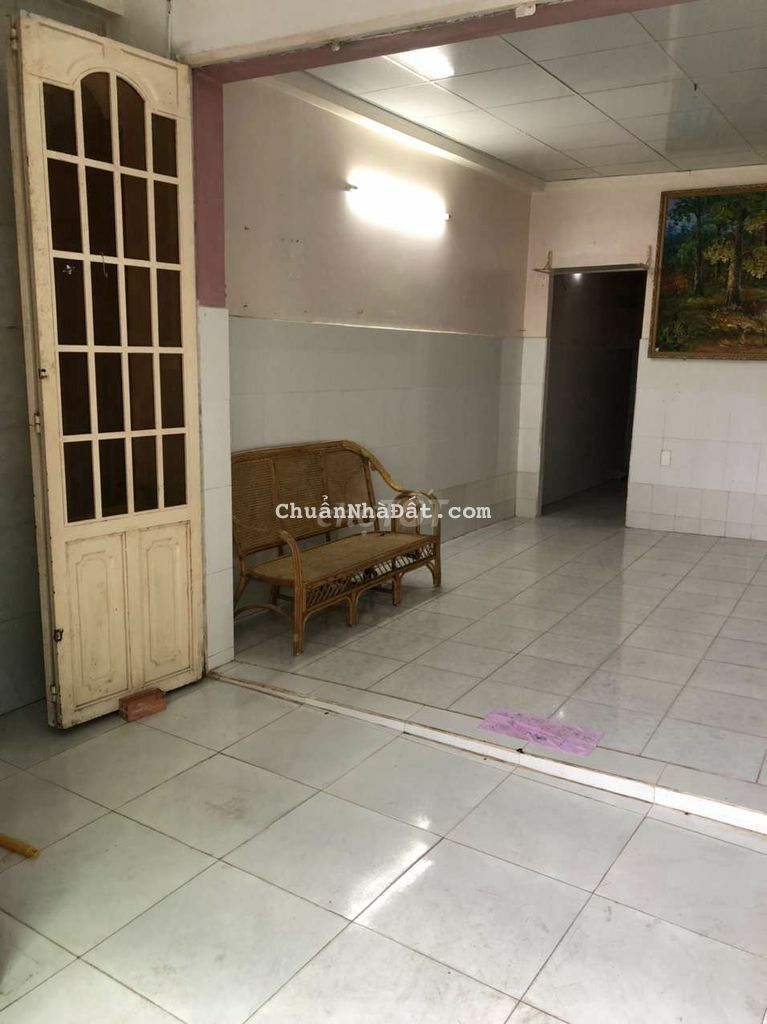 NHÀ TRỆT RỘNG HẺM OTO GẦN HÙNG VƯƠNG