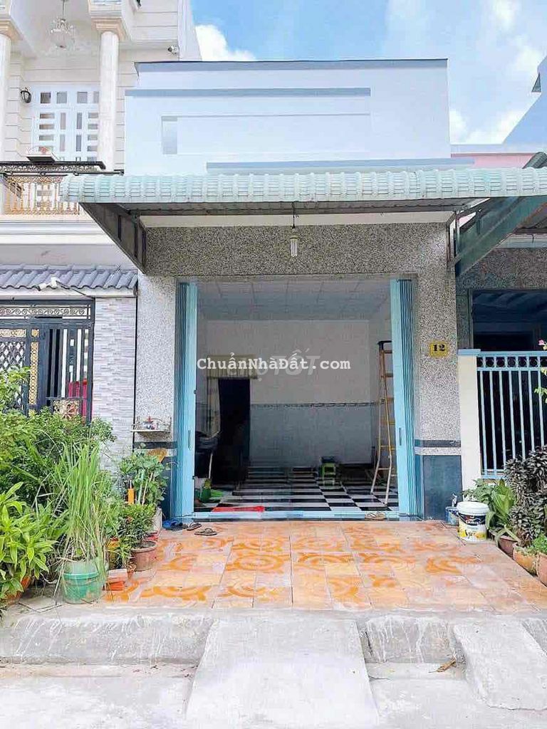 Cho thuê nhà trệt có sẵn 01 máy lạnh KDC Thới Nhựt 2 gần chợ An Khánh Cho thuê nhà trệt có sẵn 01 máy lạnh KDC Thới Nhựt 2 gần chợ An Khánh