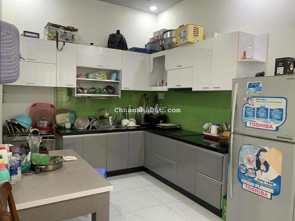 CHO THUÊ NHÀ TRỆT LẦU SÂN THƯỢNG LỘ OTO ĐG VÕ TRƯỜNG TOẢN